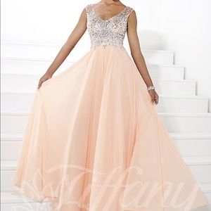 Prom, formal dress